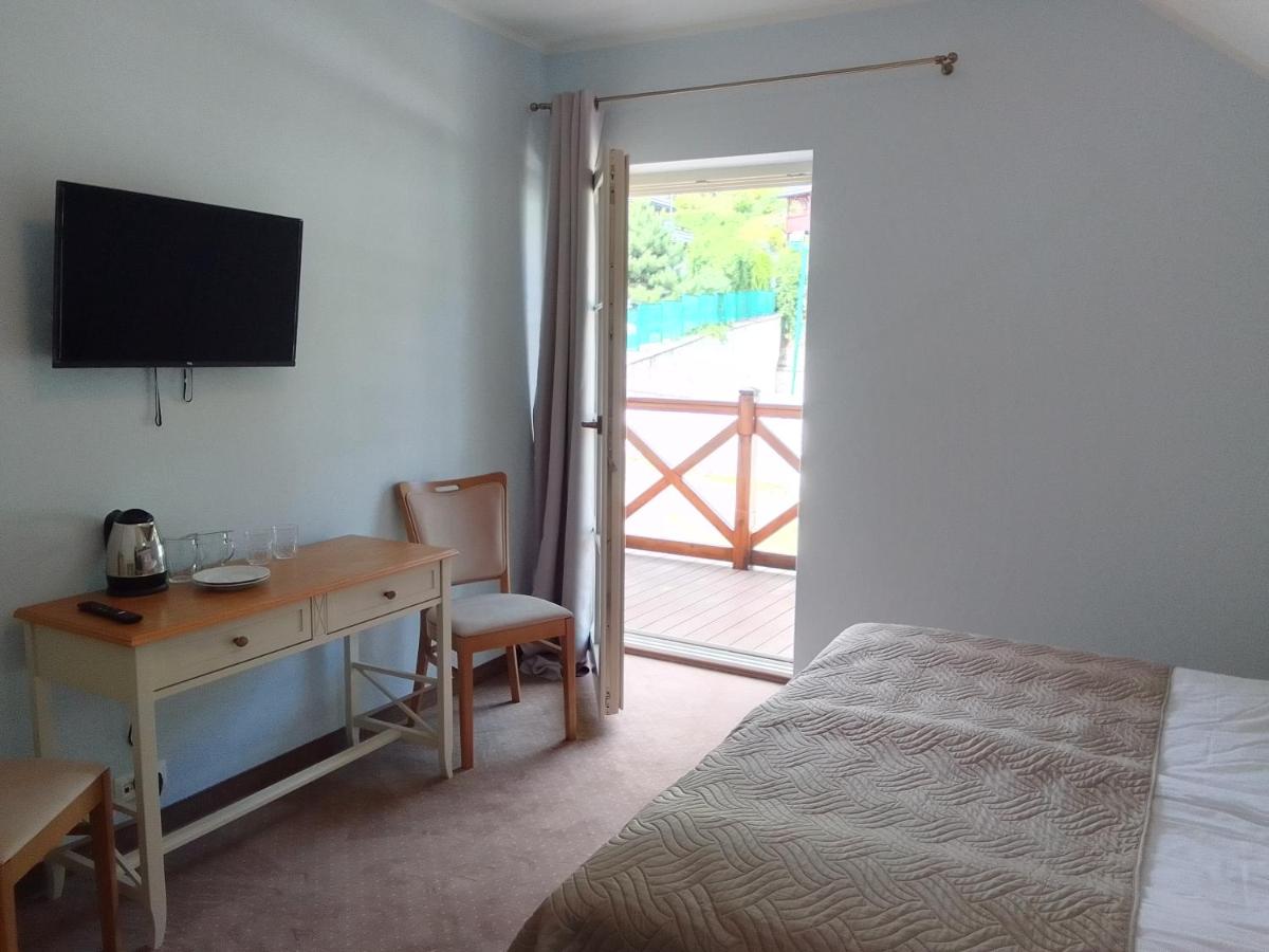 Doppelzimmer mit Balkon