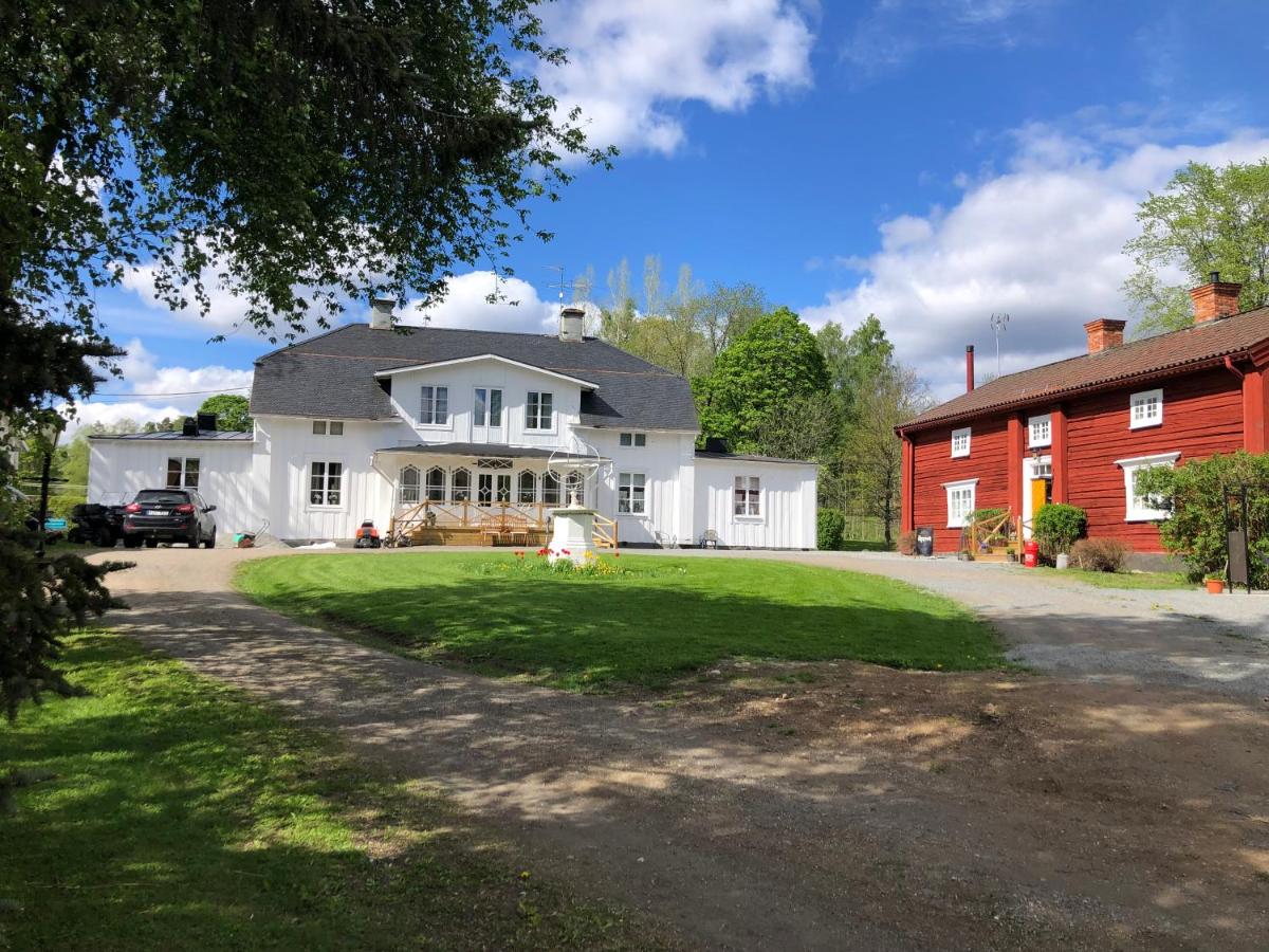 Bredsjö Gamla Herrgård White Dream Mansion - Ferienwohnung Hällefors