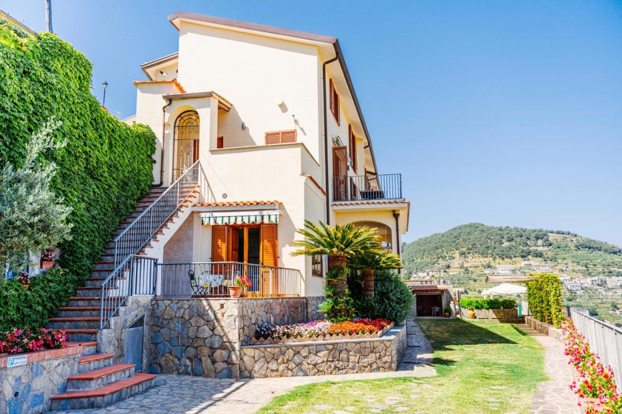 Appartamento Anna in Villa Laura - Ferienwohnung Scala