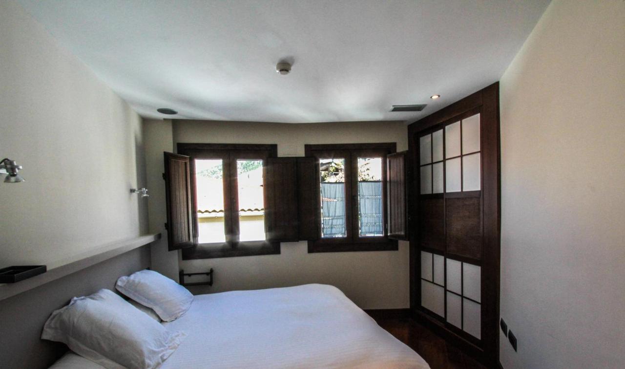 Three-Bedroom Premium Apartment with Balcony