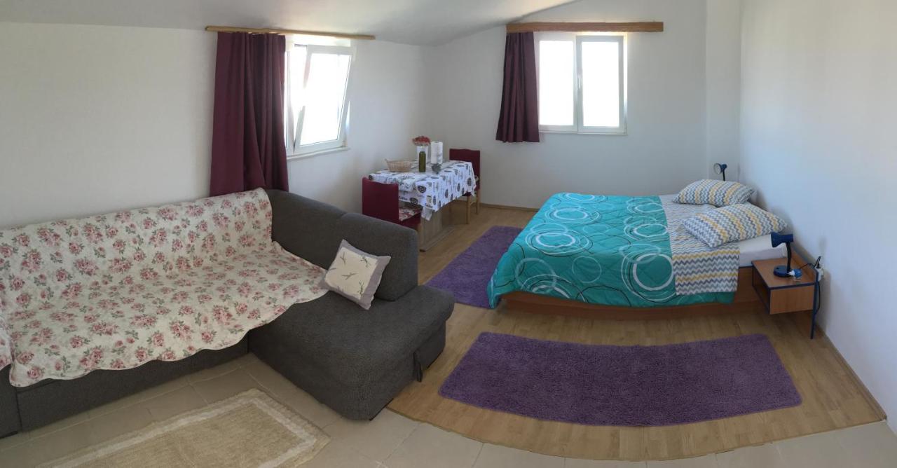 Studio-Apartment mit Meerblick