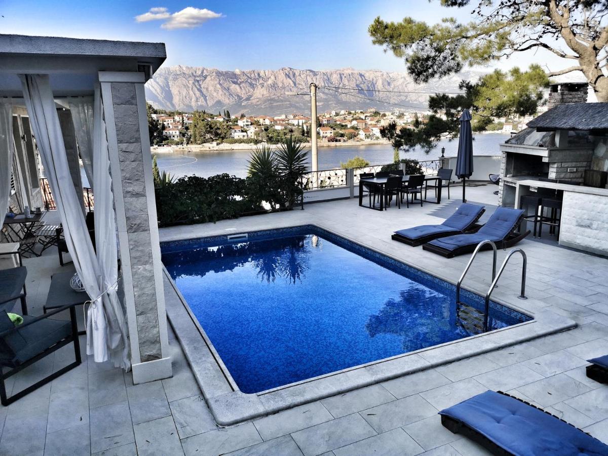 B&B Selca - Villa Sky with stunning view - Bed and Breakfast Selca