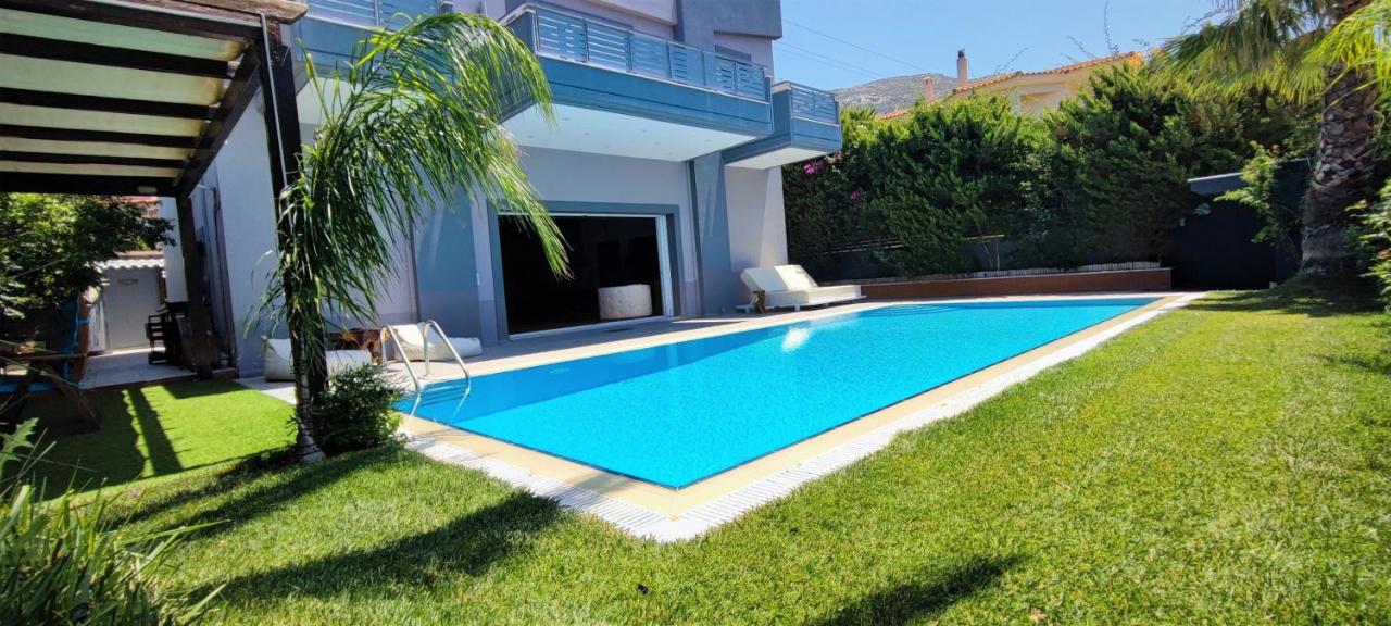 Unique Villa Melia Lagonisi - B&B Kalývia Thorikoú