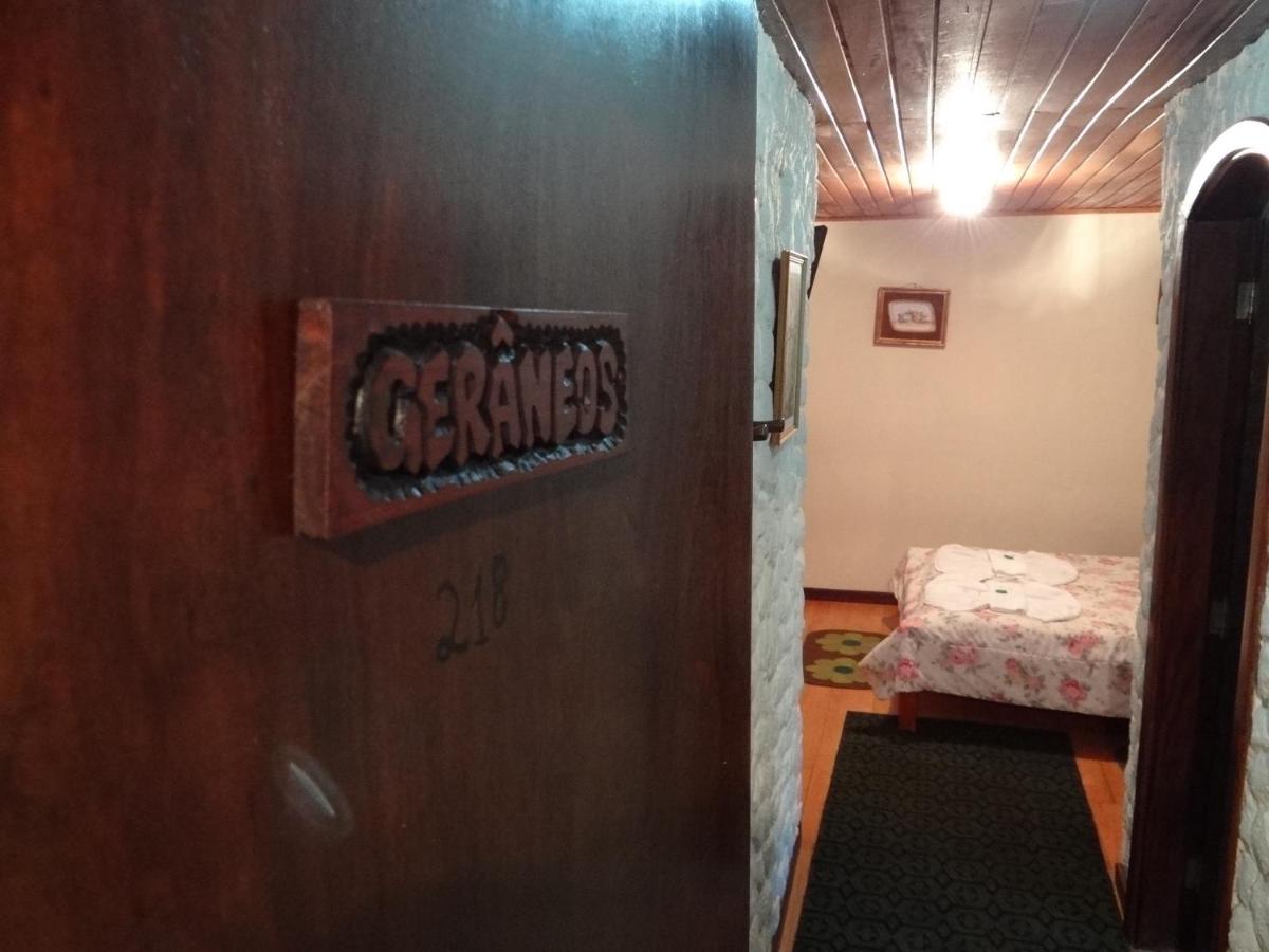 Suíte Standard com Cama de Casal sem Lareira