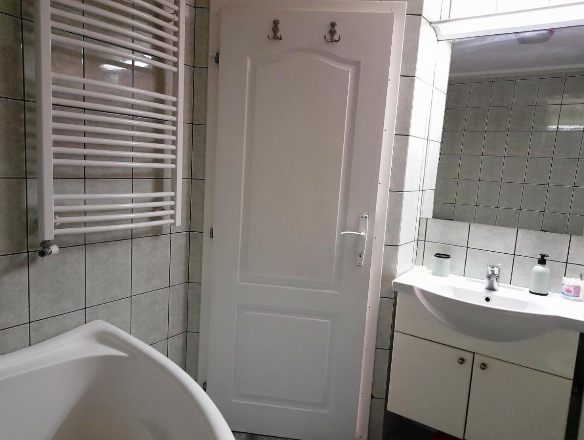 Family Apartman - B&B