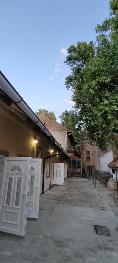 Apartmani DLD NS - B&B