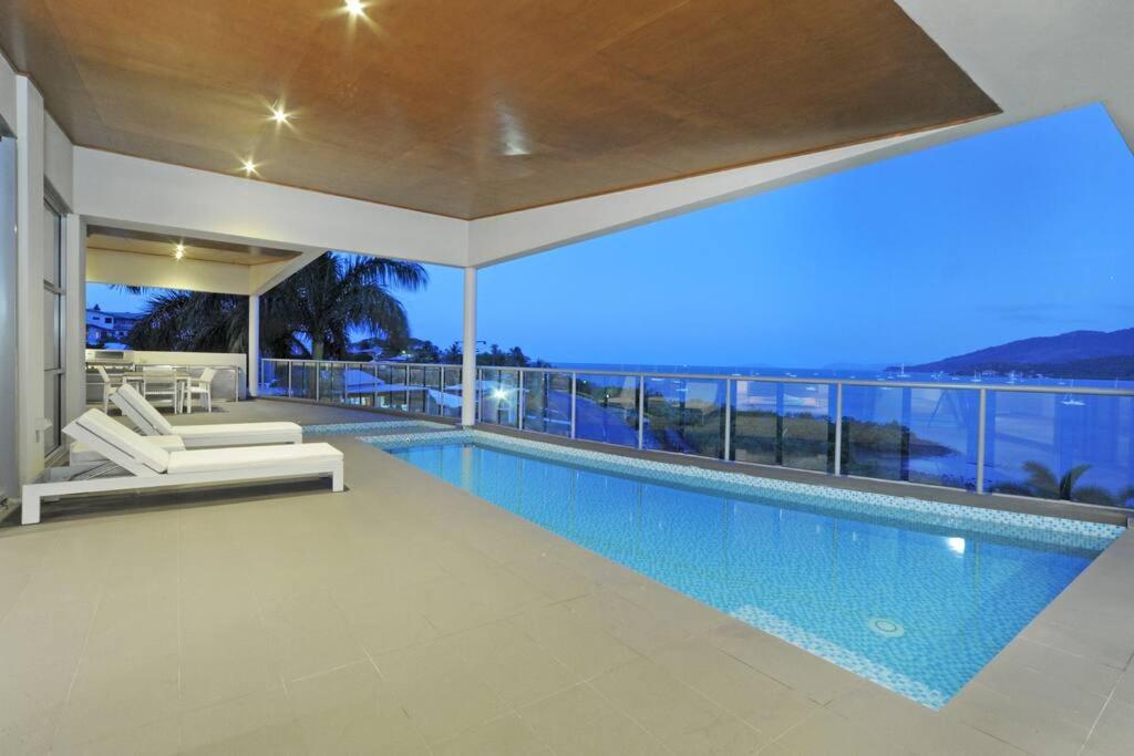 B&B Airlie Beach - Penthouse - Airlie Beachfront - Bed and Breakfast Airlie Beach