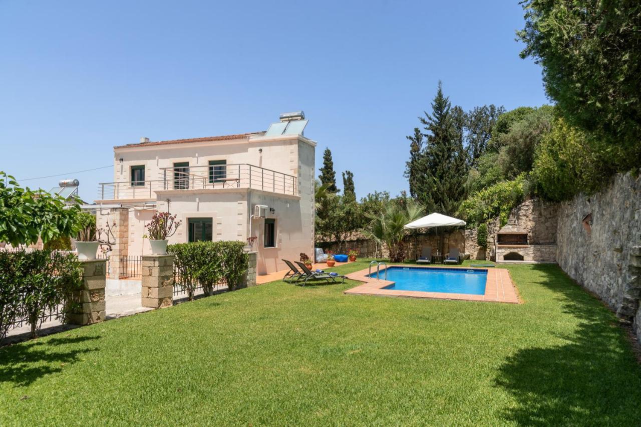 B&B Vryses - Villa Elia by PosarelliVillas - Bed and Breakfast Vryses