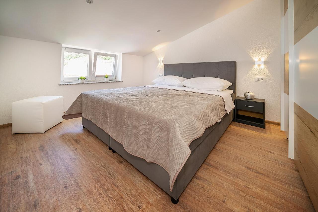 Apartment mit Meerblick