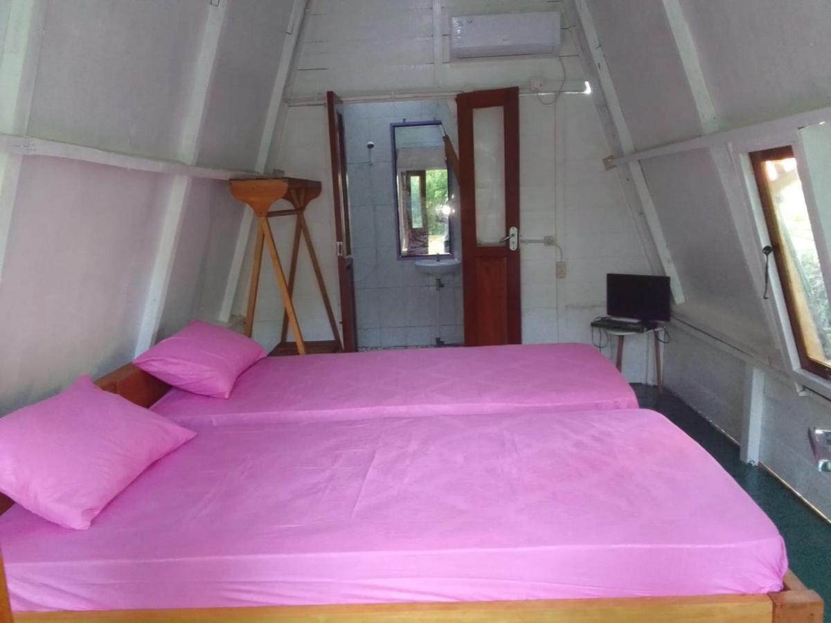 Tweepersoonskamer met 2 Aparte Bedden en Uitzicht