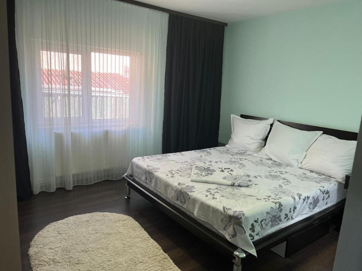 Chambre Triple avec Salle de Bains Privative