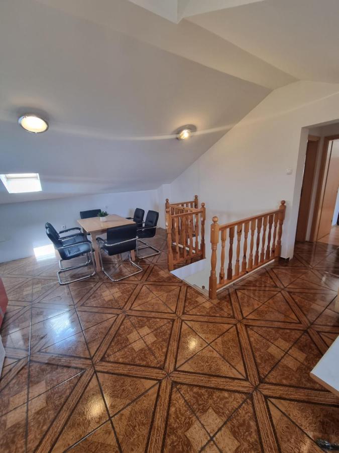 Apartment mit 2 Schlafzimmern