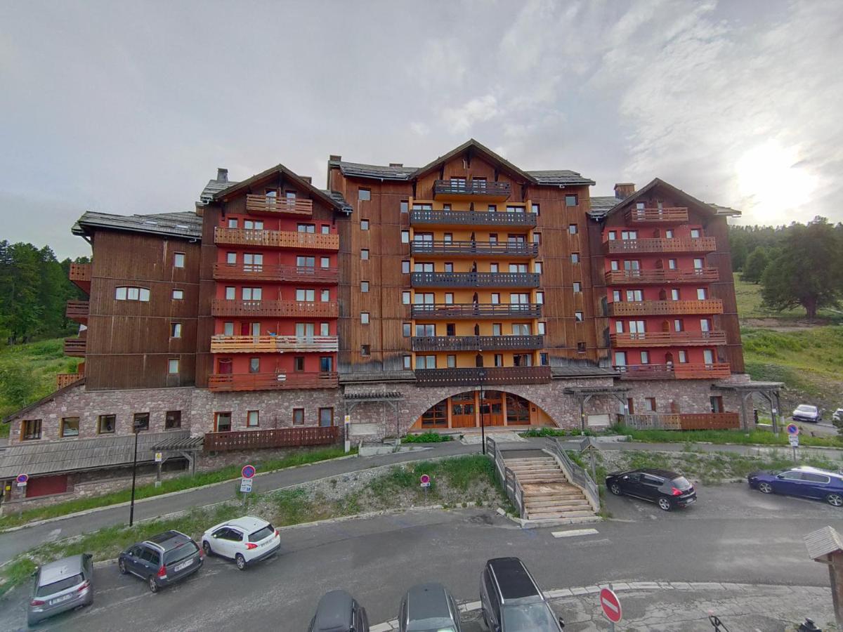 Risoul Appartement 2 chambres Piscine Balcons de Sirius - B&B Risoul