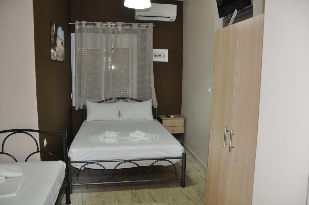 Chambre Triple avec Terrasse