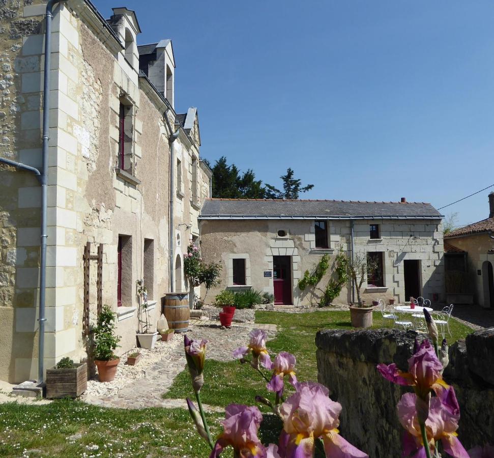 B&B Vaudelnay - Le Clos de La Pinsonnière - Bed and Breakfast Vaudelnay