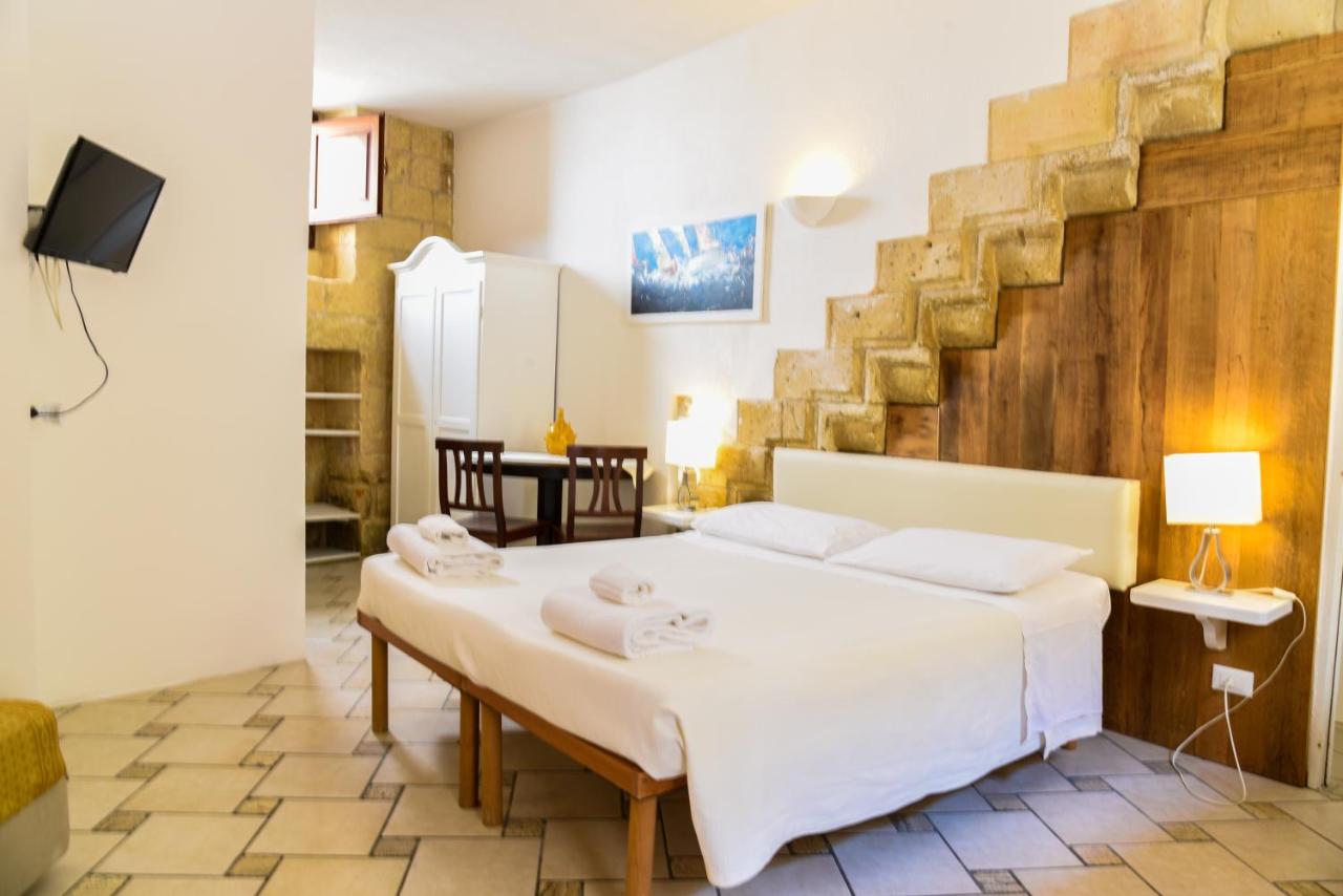 B&B Lecce - B&B Demetra Appartamenti - Bed and Breakfast Lecce