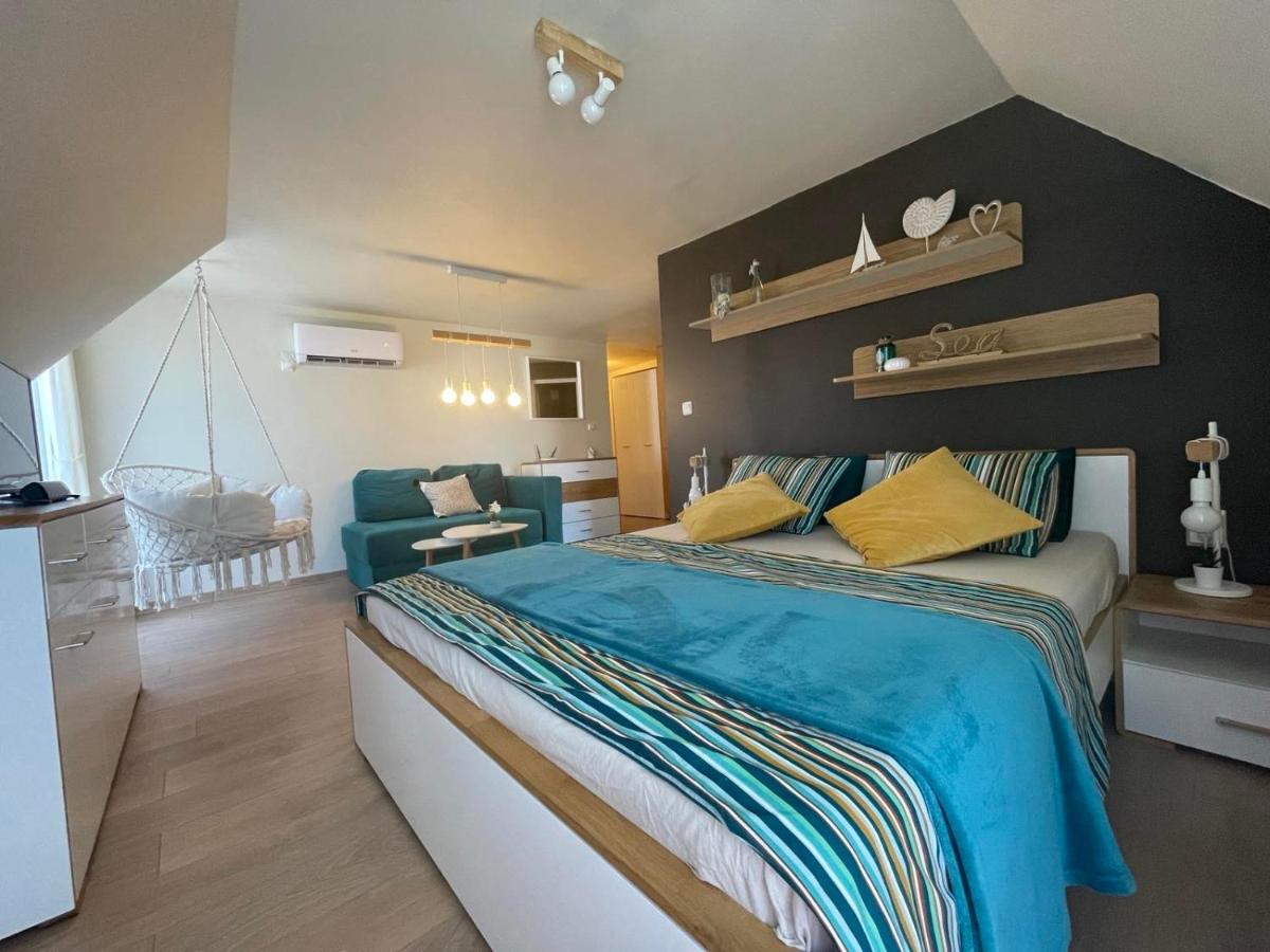 Appartamento Monolocale con Vista Mare