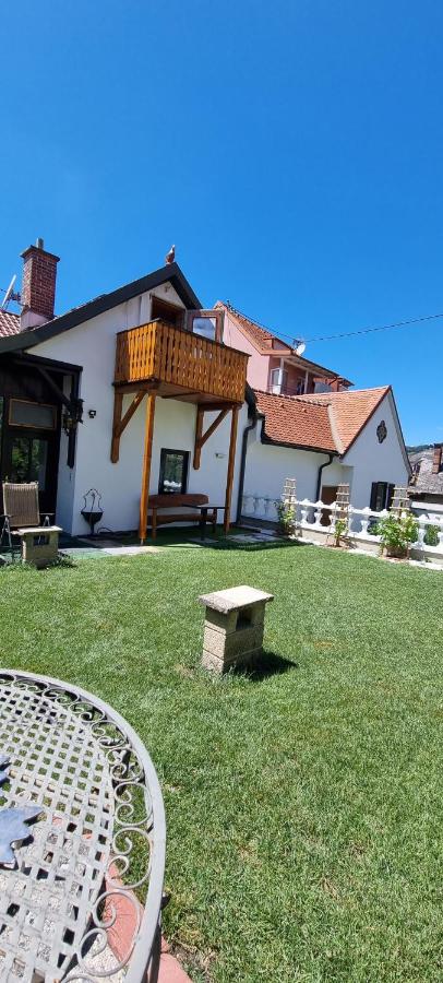 Innenstadtgarten-Wohnung - B&B