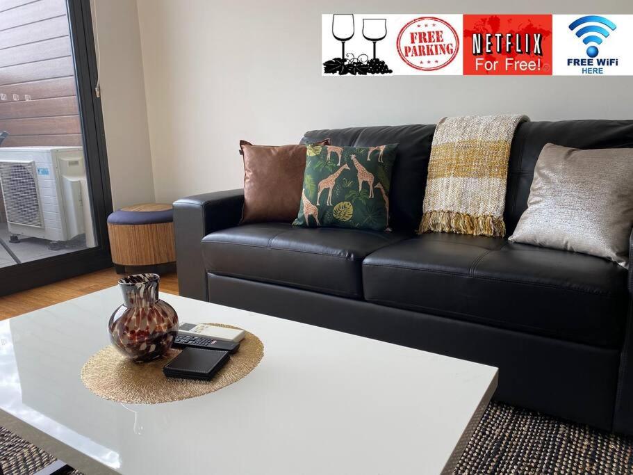 B&B Perth - Best Location Airport City River Marina Park&Wine - Bed and Breakfast Perth