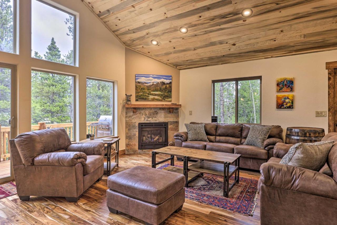 Rocky Mountain Alma Cabin with Deck and Hot Tub! - Ferienwohnung