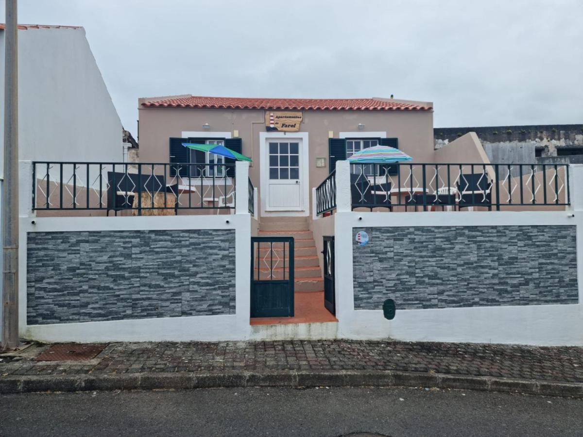 "Apartamentos do Farol" com vista para o mar - B&B