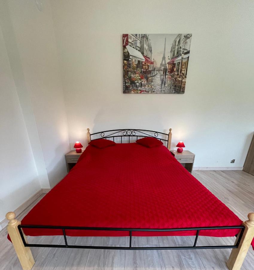 Apartment mit Terrasse
