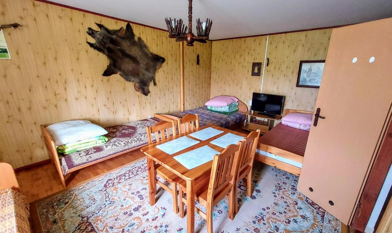 Vierbettzimmer mit eigenem Bad