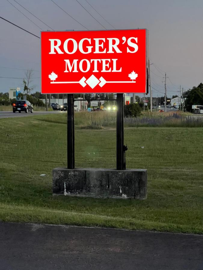 Rogers Motel - B&B Smiths Falls