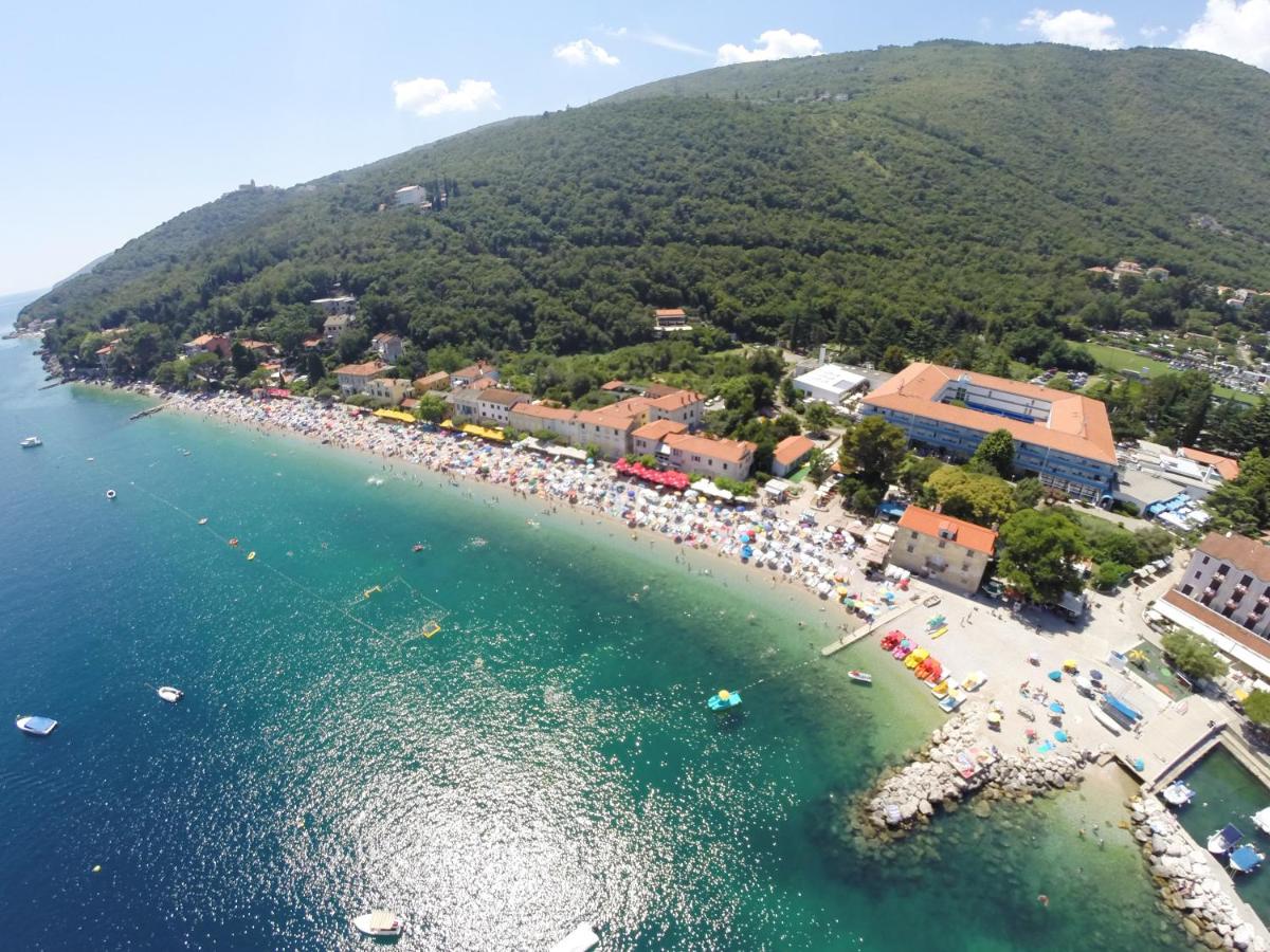 Apartman More - B&B Mošćenička Draga