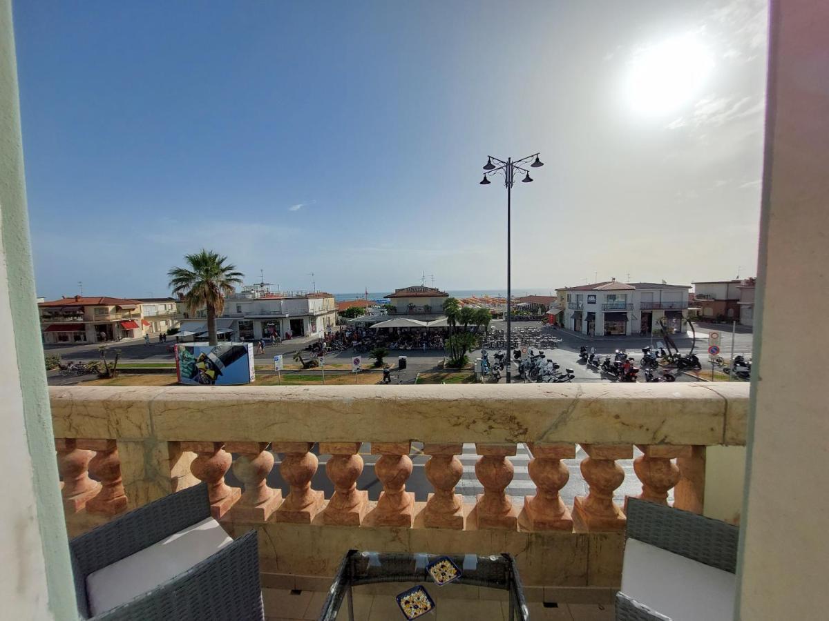 Imperiale Apartment with sea view - B&B Viareggio