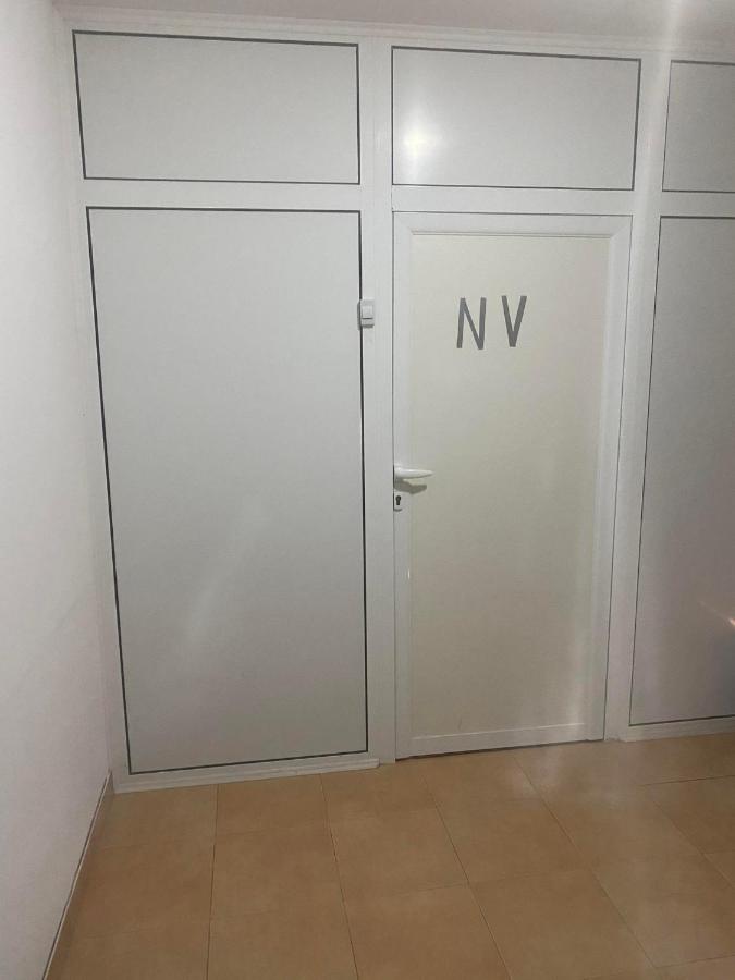 Apartment NV - Ferienwohnung