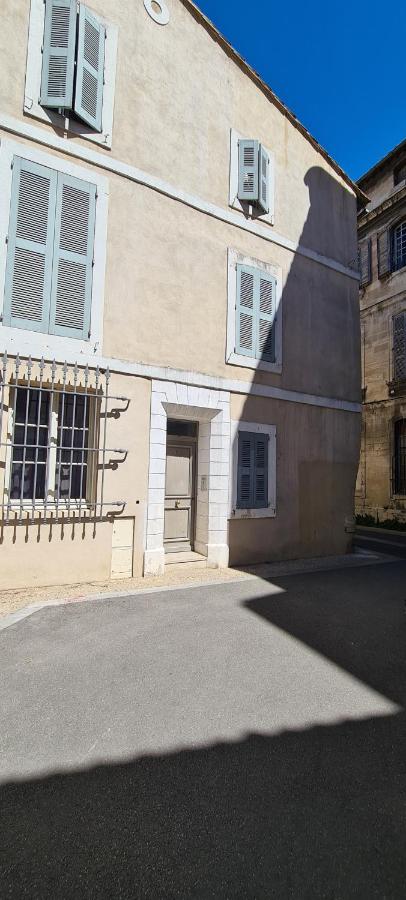 Joli studio Avignon intra-muros - B&B Avignone