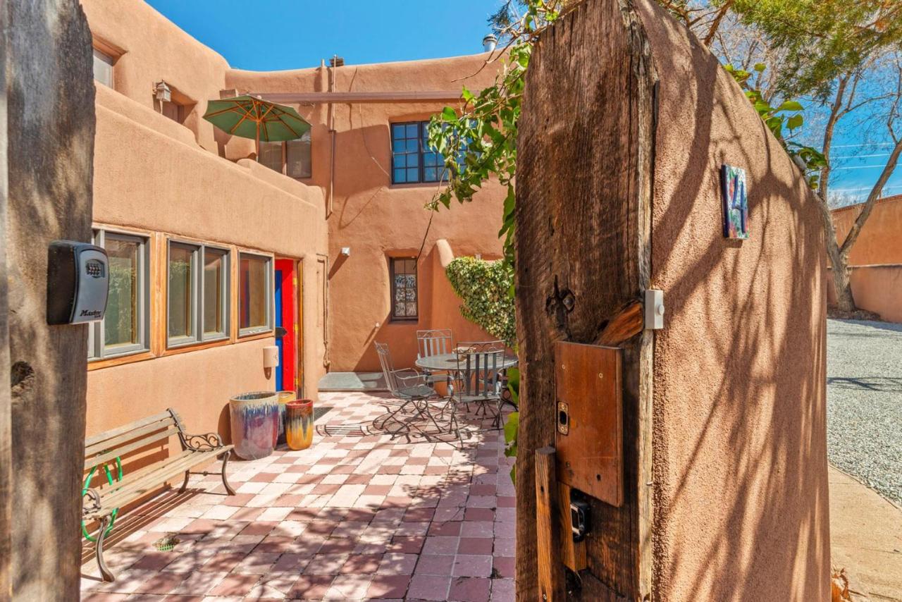 632 Old Santa Fe Trail - B&B