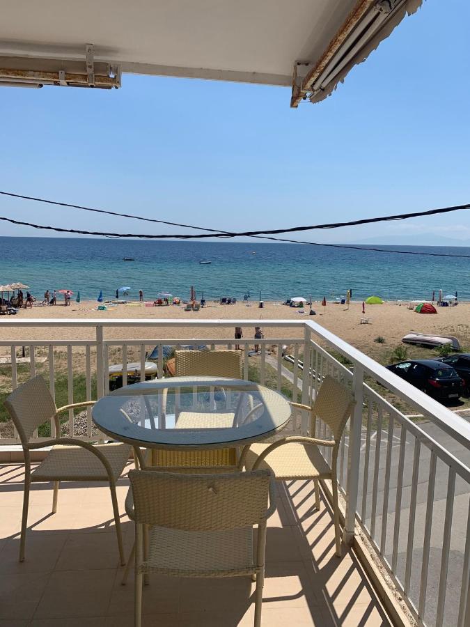 Breeze Lux Apartment - 20m from the beach - B&B