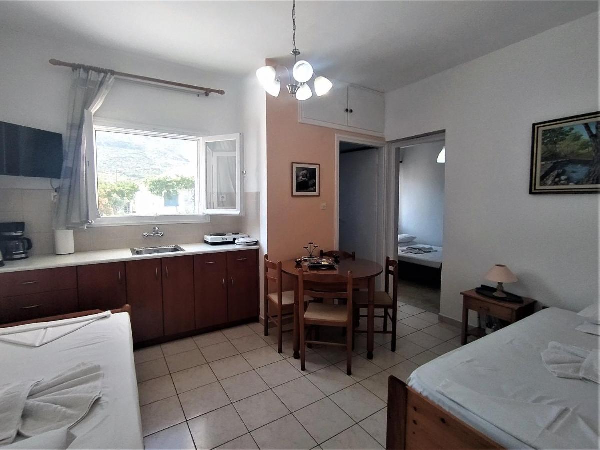 Apartment (4 Adults)