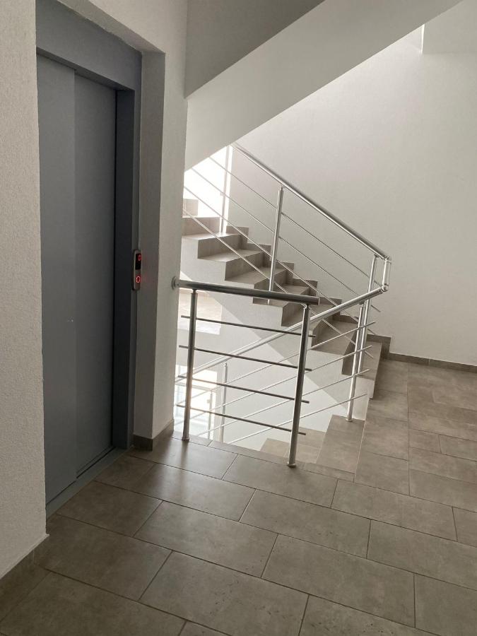 Apartman Cadiz Banja Koviljača - Bed and Breakfast