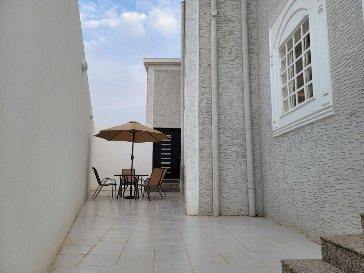 دور واسع وفخم متكامل قرب لافاندا بارك - Ferienwohnung ‘Aryam