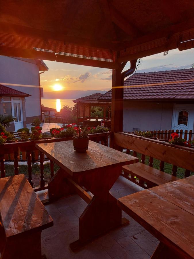 B&B Ohrid - Apartments Slavica - Elesec, Ohrid - Bed and Breakfast Ohrid