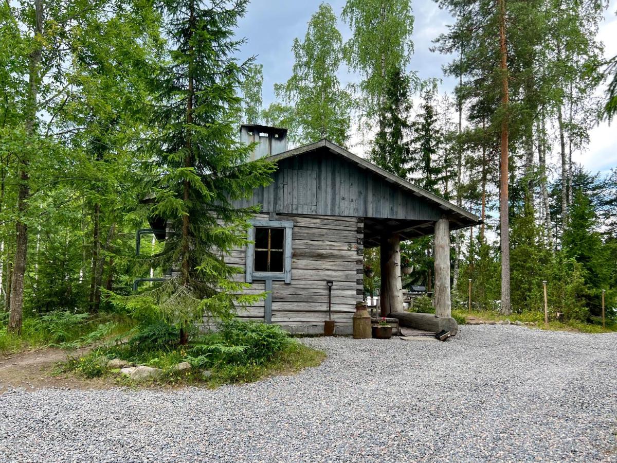 Iken Mökit - B&B
