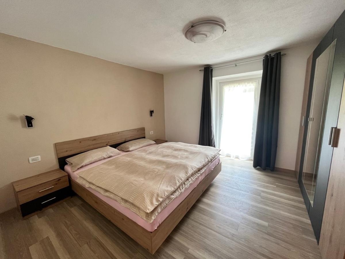 Appartamento con 3 Camere da Letto