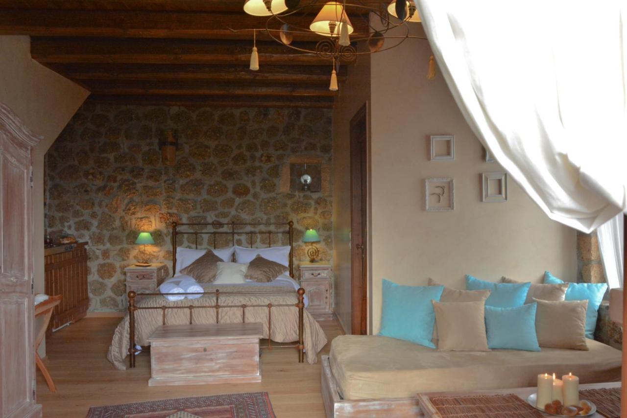 Superior Double Room with Spa Bath and Fireplace (2 Adults )