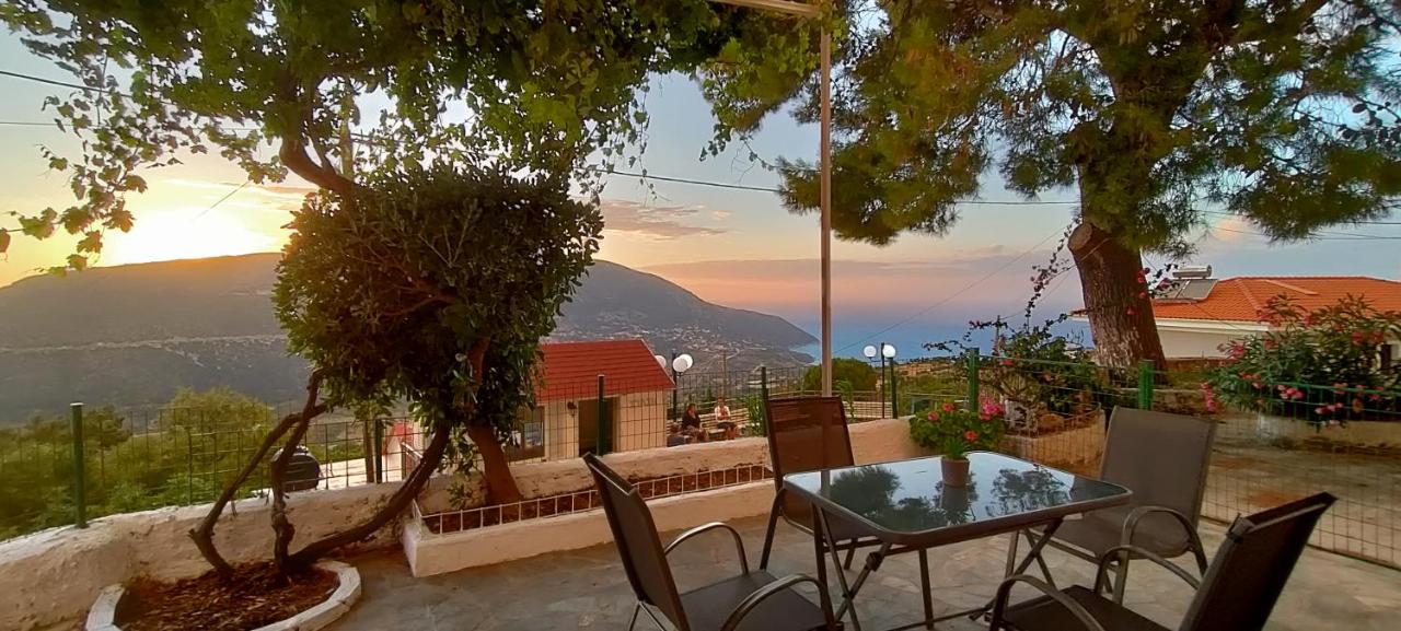 Golden Sunset - B&B Agkónas