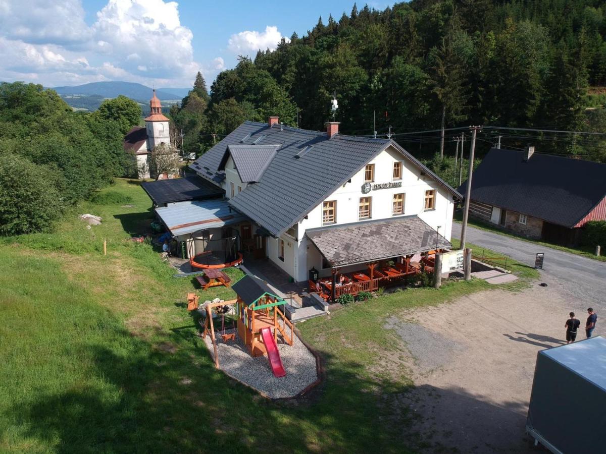 Penzion Štvanice - Chambres d’hôtes