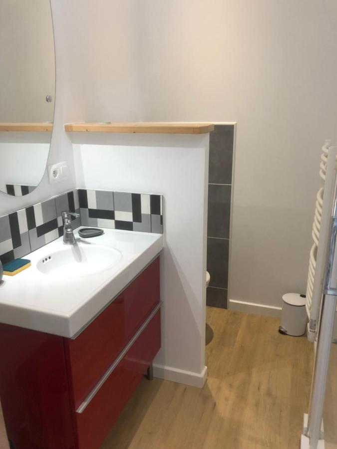 Superbe studio centre ville La Rochelle, au calme - Chambres d’hôtes