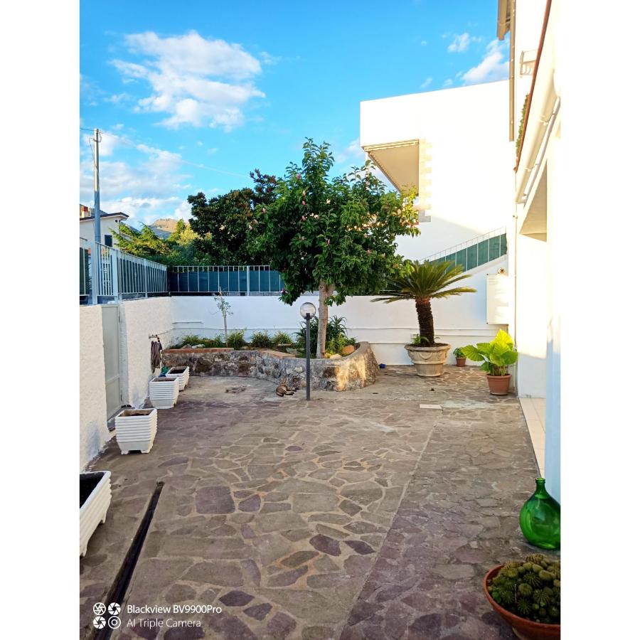 ENJOY HOUSE ottima per gruppi e famiglie da 2 a 6 ospiti - Chambres d'hôtes San Nicola Arcella
