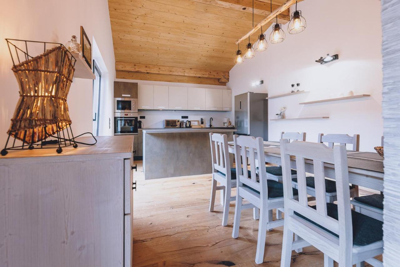 Premium Apartments Areit by we rent - B&B Zell am See