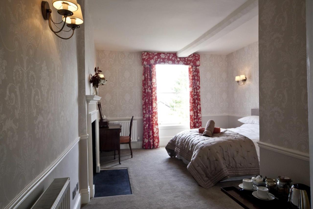 Queen Room with Ensuite