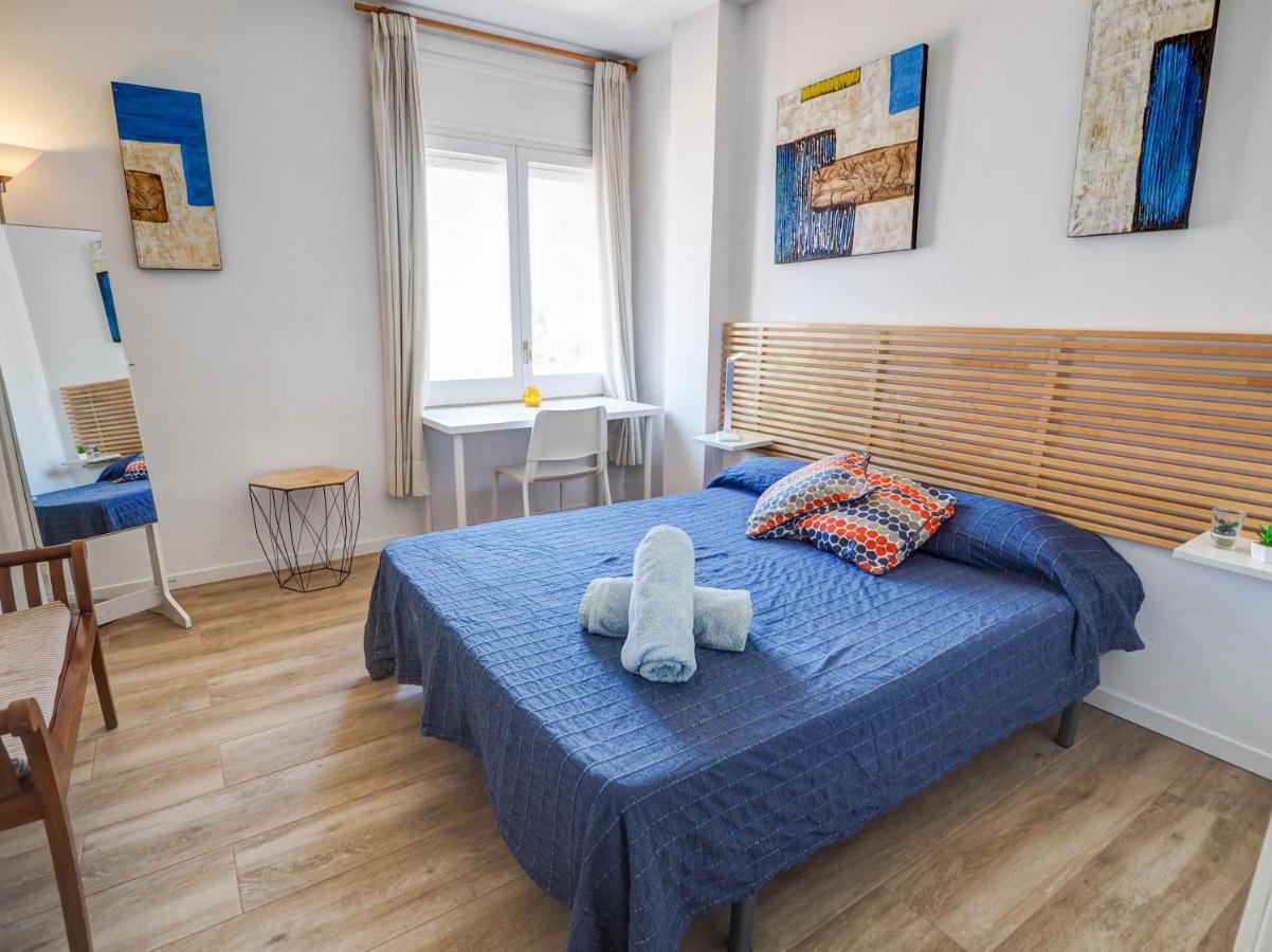 Clarimar Beach Apartment by Hello Homes Sitges - Chambres d’hôtes Sitges