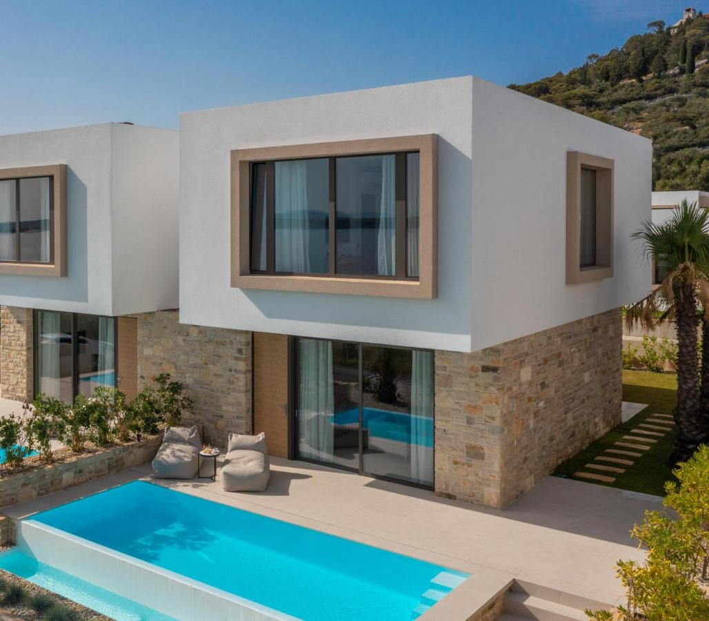 Villa Fronte Spiaggia