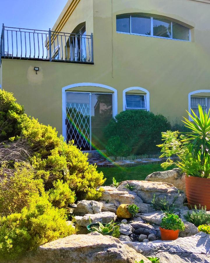 Silverdunes - GardenView - B&B Betty’s Bay